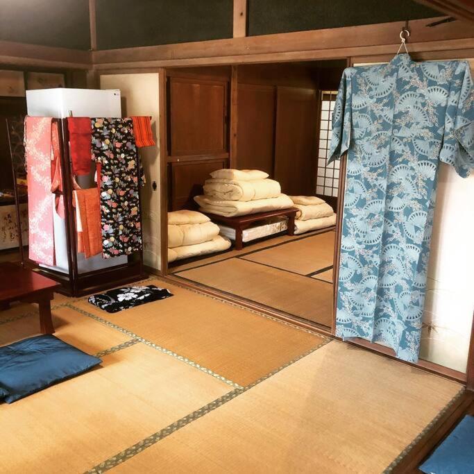 ゲストハウス+カフェわ　１日１組限定！ 築１００年の農家の古民家で宿泊体験、薪でお風呂沸かせます。焚き火もできます。 Kannami Εξωτερικό φωτογραφία